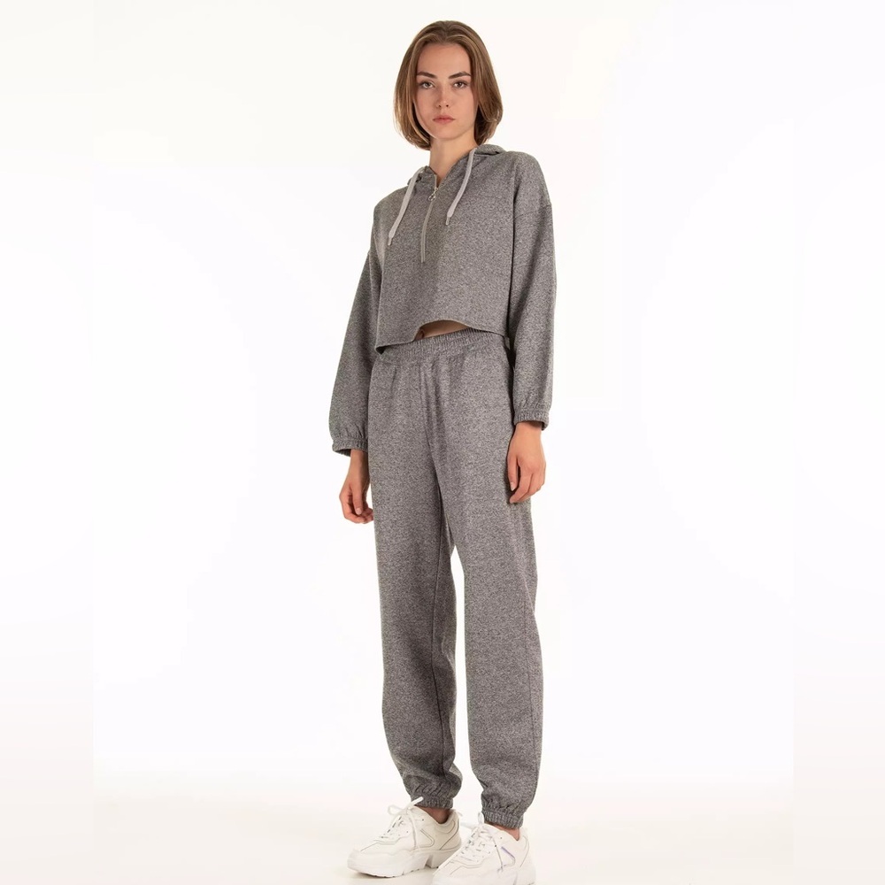 Zara Gray Women's Jogger Set